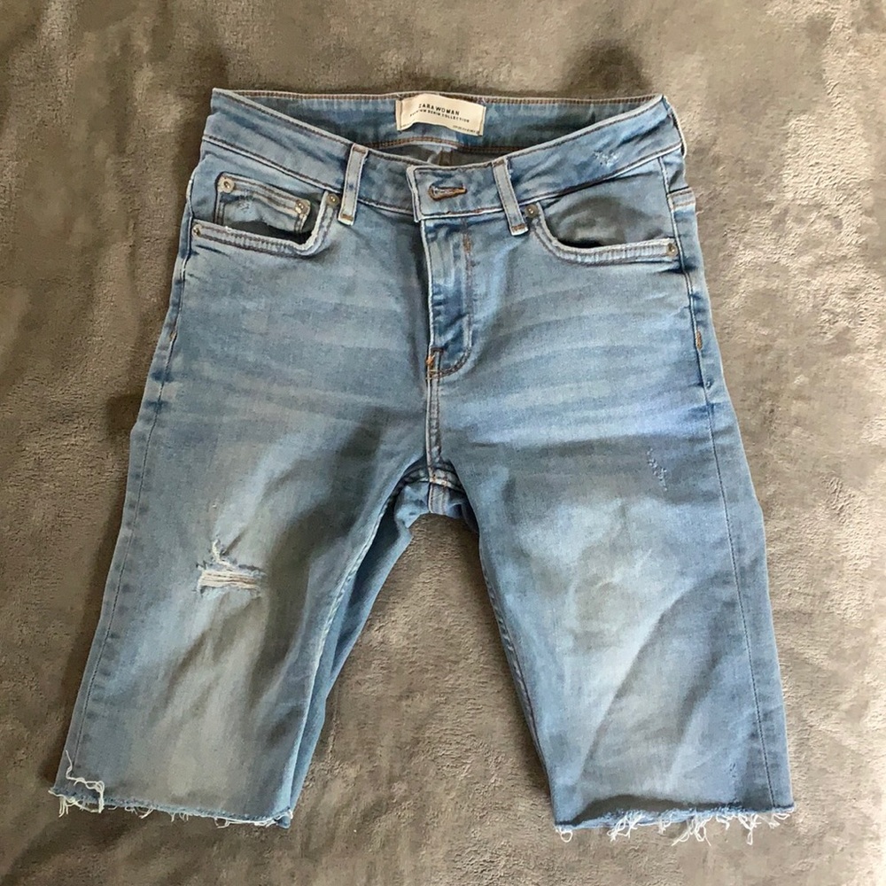 Zara cut off shorts size 4